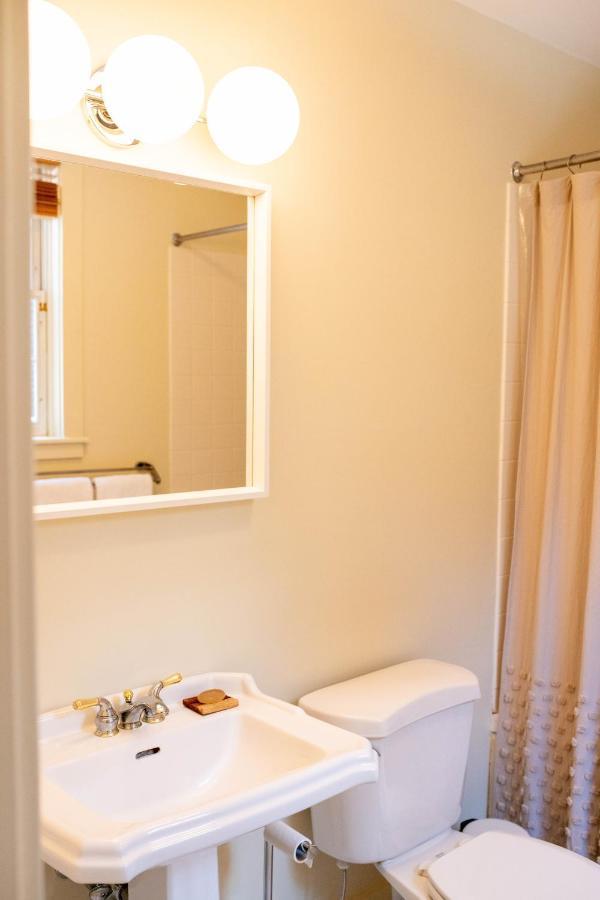 The Vesper Woodstock Bed and Breakfast Εξωτερικό φωτογραφία